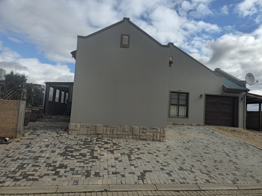 3 Bedroom Property for Sale in Riversdale Western Cape